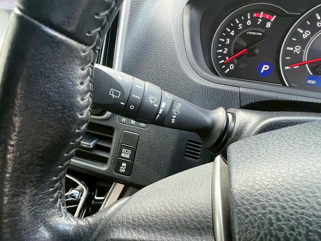 ヴォクシー ＺＳ　煌　純正ナビ・両側電動スライドドア・フルセグＴＶ・バックカメラ・Ｂｌｕｅｔｏｏｔｈ・ＥＴＣ・ドライブレコーダー・オートライト・スマートキー・アイドリングストップ・純正アルミホイール・クルコン（19枚目）