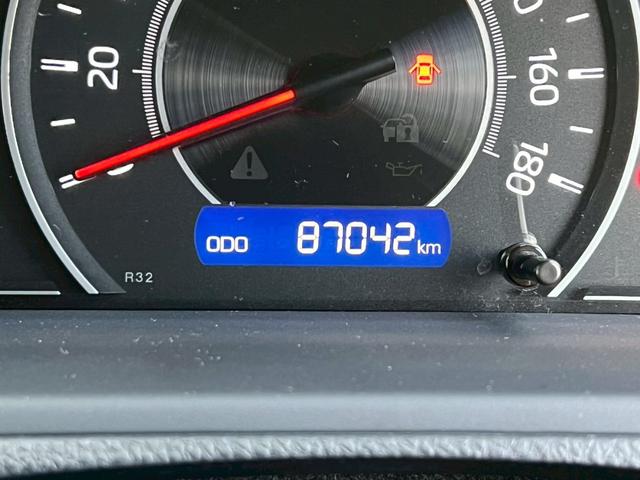 ヴォクシー ＺＳ　煌　純正ナビ・両側電動スライドドア・フルセグＴＶ・バックカメラ・Ｂｌｕｅｔｏｏｔｈ・ＥＴＣ・ドライブレコーダー・オートライト・スマートキー・アイドリングストップ・純正アルミホイール・クルコン（32枚目）