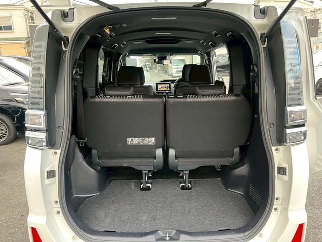 ヴォクシー ＺＳ　煌　純正ナビ・両側電動スライドドア・フルセグＴＶ・バックカメラ・Ｂｌｕｅｔｏｏｔｈ・ＥＴＣ・ドライブレコーダー・オートライト・スマートキー・アイドリングストップ・純正アルミホイール・クルコン（37枚目）