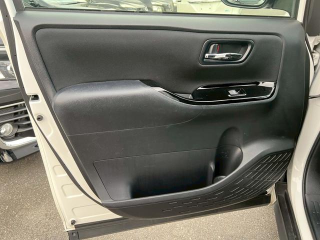 ヴォクシー ＺＳ　煌　純正ナビ・両側電動スライドドア・フルセグＴＶ・バックカメラ・Ｂｌｕｅｔｏｏｔｈ・ＥＴＣ・ドライブレコーダー・オートライト・スマートキー・アイドリングストップ・純正アルミホイール・クルコン（48枚目）