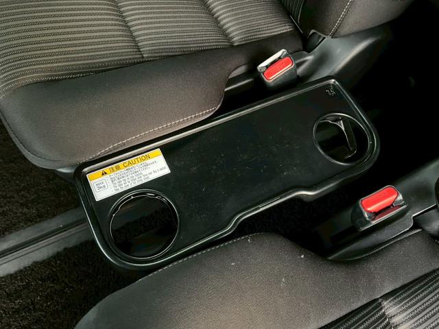 ヴォクシー ＺＳ　煌　両側電動スライドドア・フリップダウンモニター・フルセグＴＶ・バックカメラ・Ｂｌｕｅｔｏｏｔｈ・ドライブレコーダー・ＥＴＣ・クルーズコントロール・アイドリングストップ・オートライト（39枚目）