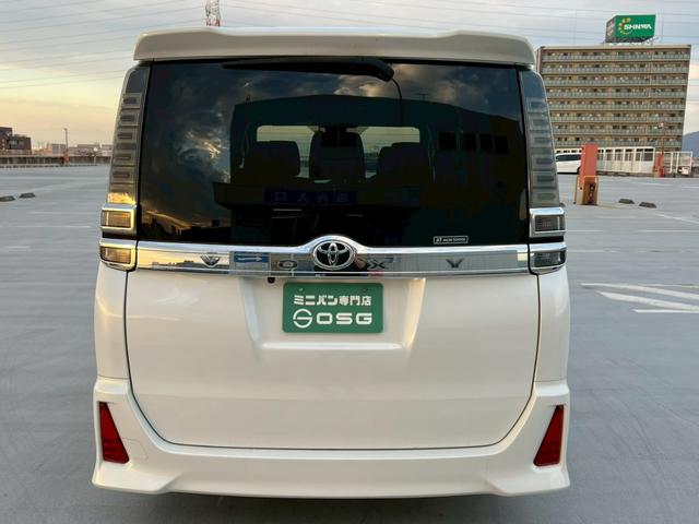 ヴォクシー ＺＳ　煌　両側電動スライドドア・フリップダウンモニター・フルセグＴＶ・バックカメラ・Ｂｌｕｅｔｏｏｔｈ・ドライブレコーダー・ＥＴＣ・クルーズコントロール・アイドリングストップ・オートライト（63枚目）