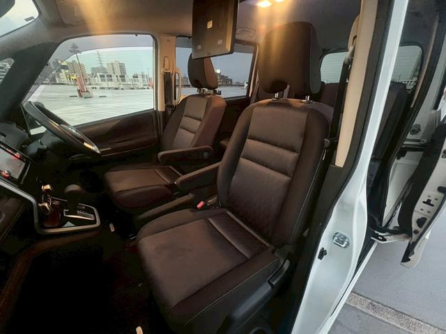 セレナ ハイウェイスター　プロパイロットエディション　プロパイロット・フリップダウンモニター・バックカメラ・両側電動スライドドア・純正ナビ・バックカメラ・ドライブレコーダー・ＥＴＣ・衝突軽減ブレーキ・フォグランプ（18枚目）