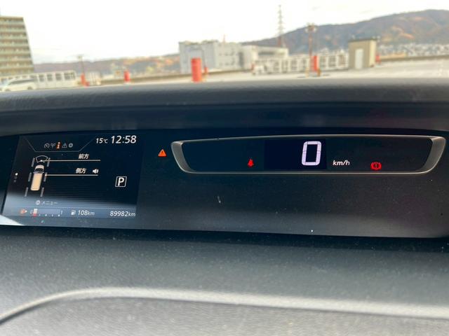 セレナ ハイウェイスター　両側パワースライドドア・後部座席エアコン・クルーズコントロール・プッシュスタート・地デジ対応ナビ・ＥＴＣ・バックモニター・３列シート・ＢｌｕｅｔｏｏｔｈＡｕｄｉｏ対応・パーキングアシスト（18枚目）