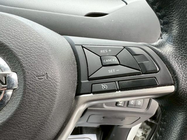 セレナ ハイウェイスター　両側パワースライドドア・後部座席エアコン・クルーズコントロール・プッシュスタート・地デジ対応ナビ・ＥＴＣ・バックモニター・３列シート・ＢｌｕｅｔｏｏｔｈＡｕｄｉｏ対応・パーキングアシスト（26枚目）