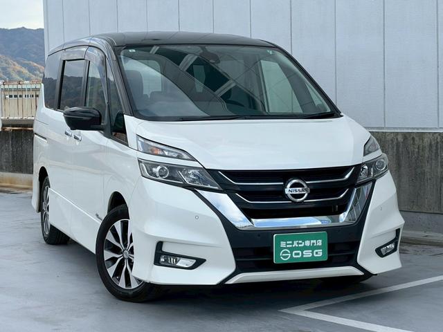 セレナ ハイウェイスター　両側パワースライドドア・後部座席エアコン・クルーズコントロール・プッシュスタート・地デジ対応ナビ・ＥＴＣ・バックモニター・３列シート・ＢｌｕｅｔｏｏｔｈＡｕｄｉｏ対応・パーキングアシスト（42枚目）