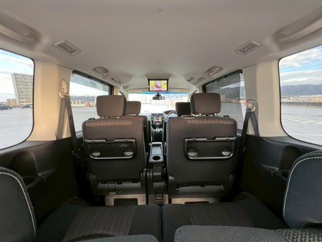 セレナ ハイウェイスター　Ｖセレ＋セーフティＩＩ　ＳＨＶ　地デジ対応ナビ・後部座席エアコン・後部座席モニター・ＢｌｕｅｔｏｏｔｈＡｕｄｉｏ対応・クルーズコントロール・両側パワースライドドアバックカメラ・プッシュスタート・ビルトインＥＴＣ（7枚目）