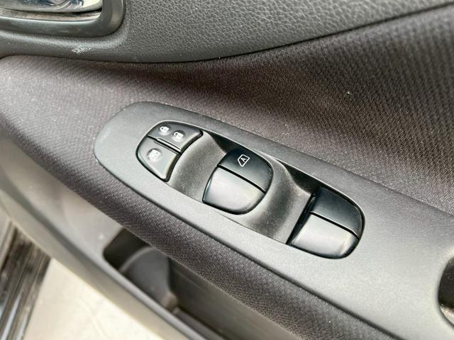 セレナ ハイウェイスター　Ｖセレ＋セーフティＩＩ　ＳＨＶ　地デジ対応ナビ・後部座席エアコン・後部座席モニター・ＢｌｕｅｔｏｏｔｈＡｕｄｉｏ対応・クルーズコントロール・両側パワースライドドアバックカメラ・プッシュスタート・ビルトインＥＴＣ（28枚目）