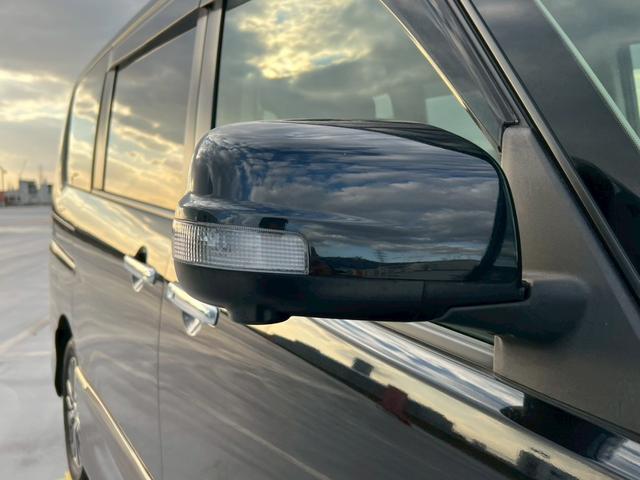 セレナ ハイウェイスター　Ｖセレ＋セーフティＩＩ　ＳＨＶ　地デジ対応ナビ・後部座席エアコン・後部座席モニター・ＢｌｕｅｔｏｏｔｈＡｕｄｉｏ対応・クルーズコントロール・両側パワースライドドアバックカメラ・プッシュスタート・ビルトインＥＴＣ（58枚目）