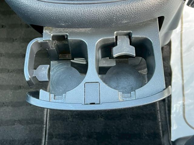 セレナ ハイウェイスター　Ｖセレクション　両側パワースライドドア・バックカメラ・インテリキー・ドライブレコーダー・ＥＴＣ・Ｂｌｕｅｔｏｏｔｈオーディオ対応・オートエアコン・純正アルミホイール・リヤエアコン・オートライト・オートエアコン（38枚目）