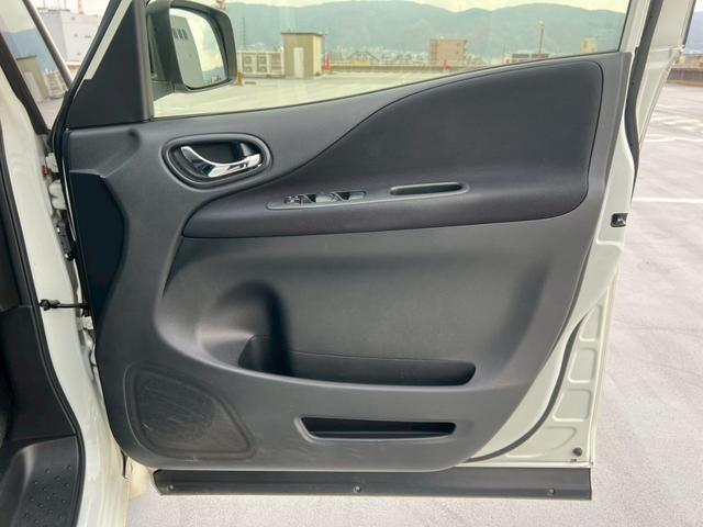 セレナ ハイウェイスターＳ－ＨＶアドバンスドセーフティパック　純正オプションナビ・アラウンドビューモニター・両側電動スライドドア・フリップダウンモニター・エマージェンシーブレーキ・バックカメラ・ＴＶ・Ｂｌｕｅｔｏｏｔｈ・パワーウインド（28枚目）