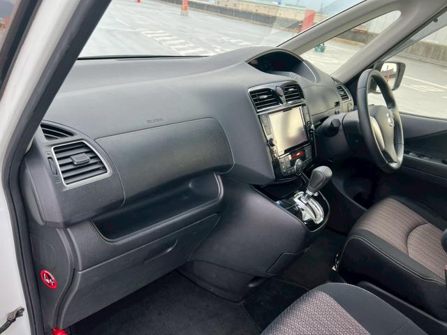 セレナ ハイウェイスターＳ－ＨＶアドバンスドセーフティパック　純正オプションナビ・アラウンドビューモニター・両側電動スライドドア・フリップダウンモニター・エマージェンシーブレーキ・バックカメラ・ＴＶ・Ｂｌｕｅｔｏｏｔｈ・パワーウインド（32枚目）