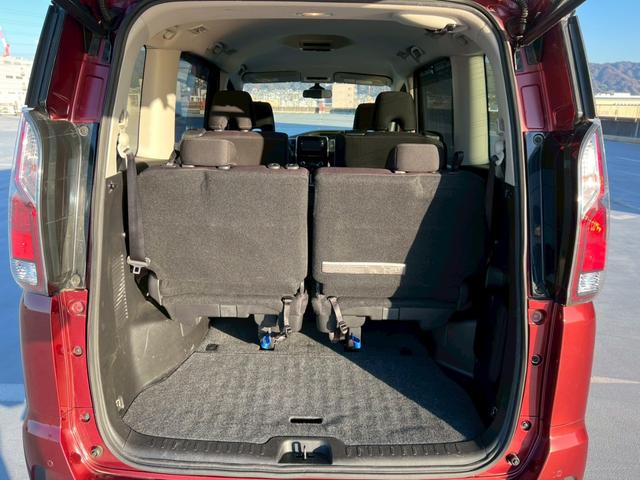 セレナ ハイウェイスター Vセレクション 全方位カメラ・地デジ対応ナビ・バックカメラ・BluetoothAudio対応・ETC・クルーズコントロール・両側パワースライドドア・後部座席エアコン・アイドリングストップ・インテリキー・(41枚目)