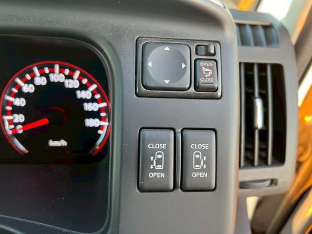 セレナ ハイウェイスター 地デジ対応純正ナビ・バックカメラ・ビルトインETC・両側パワースライドドア・インテリキー・純正アルミホイール・ディスチャージヘッドライト・オートエアコン・オートライト・(19枚目)