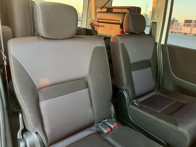 セレナ ハイウェイスター 地デジ対応純正ナビ・バックカメラ・ビルトインETC・両側パワースライドドア・インテリキー・純正アルミホイール・ディスチャージヘッドライト・オートエアコン・オートライト・(24枚目)