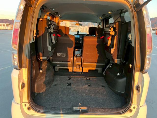 セレナ ハイウェイスター 地デジ対応純正ナビ・バックカメラ・ビルトインETC・両側パワースライドドア・インテリキー・純正アルミホイール・ディスチャージヘッドライト・オートエアコン・オートライト・(40枚目)