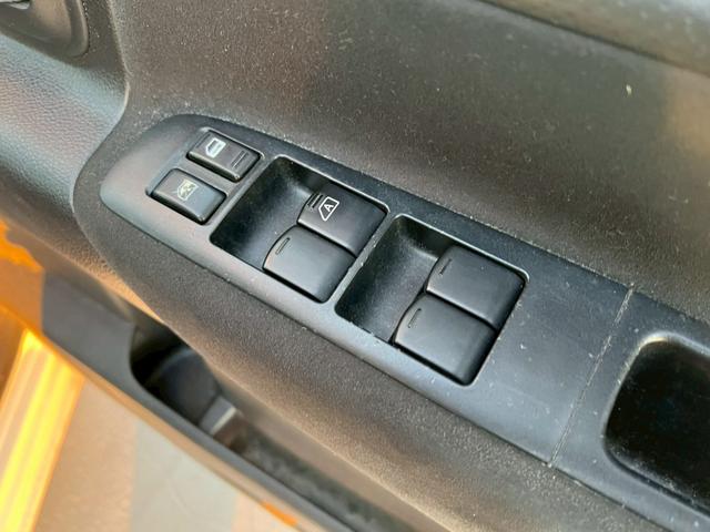 セレナ ハイウェイスター 地デジ対応純正ナビ・バックカメラ・ビルトインETC・両側パワースライドドア・インテリキー・純正アルミホイール・ディスチャージヘッドライト・オートエアコン・オートライト・(42枚目)