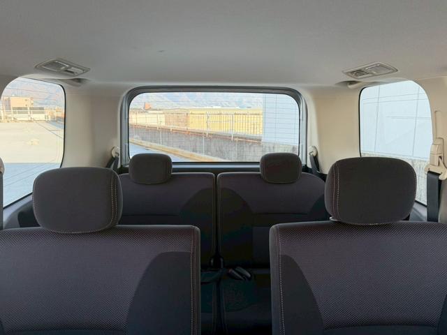 セレナ ハイウェイスター Vセレクション バックカメラ・地デジ対応ナビ・インテリジェントキー・3列シート・両側パワースライドドア・ビルトインETC・バイキセノンライト・バックガイドモニター・後部座席エアコン(31枚目)