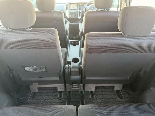 セレナ ハイウェイスター Vセレクション バックカメラ・地デジ対応ナビ・インテリジェントキー・3列シート・両側パワースライドドア・ビルトインETC・バイキセノンライト・バックガイドモニター・後部座席エアコン(44枚目)