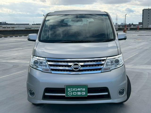 セレナ ハイウェイスター Vセレクション 禁煙車・盗難防止措置・フルフラットシート・地デジ対応ナビ・ダブルエアコン・バックカメラ・3列シート・純正ナビ・両側パワースライドドア・インテリキー・ETC・フルセグ(71枚目)