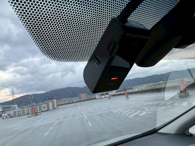 ヴェルファイア ２．５Ｚ　Ｇエディション　禁煙車・両側電動スライドドア・パワーシート・フリップダウンモニター・ステアリングヒーター・ドライブレコーダー・フルセグＴＶ・ビルトインＥＴＣ・純正アルミホイール・クルコン（31枚目）