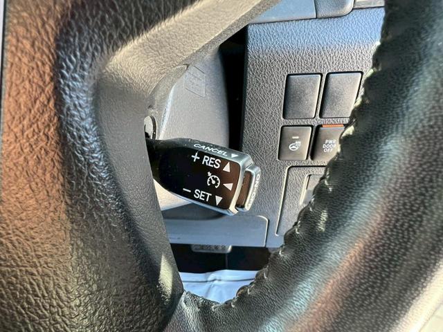 アルファード ２．５Ｓ　Ｃパッケージ　禁煙車・フリップダウンモニター・後部座席エアコン・地デジ対応ナビ・バックカメラ・ＬＥＤヘッドランプ・フロントフォグランプ・ビルトインＥＴＣ・両側パワースライドドア・モデリスタエアロ（24枚目）