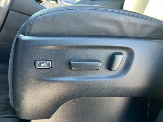 アルファード ２．５Ｓ　Ｃパッケージ　禁煙車・フリップダウンモニター・後部座席エアコン・地デジ対応ナビ・バックカメラ・ＬＥＤヘッドランプ・フロントフォグランプ・ビルトインＥＴＣ・両側パワースライドドア・モデリスタエアロ（41枚目）