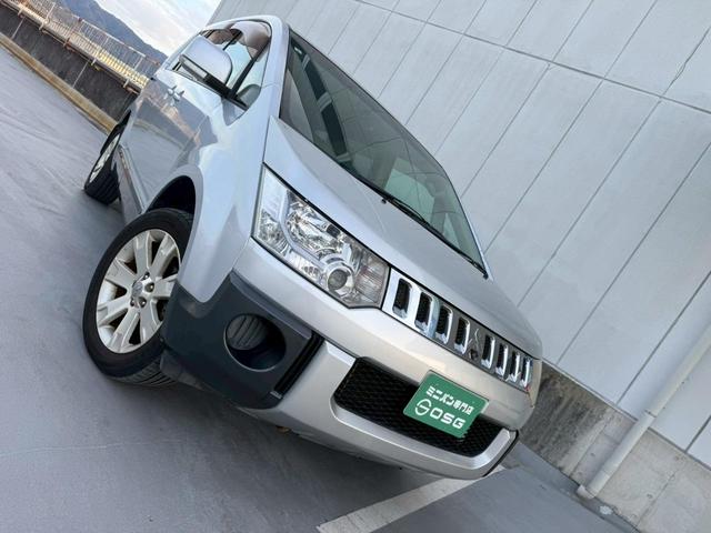 デリカＤ：５ Ｇ　ナビパッケージ　禁煙車・クルーズコントロール・３列シート・フルフラットシート・ＥＴＣ・純正１８インチイルミ・純正キセノンライト・カラーバックモニター・パワースライドドア・純正ナビ（11枚目）