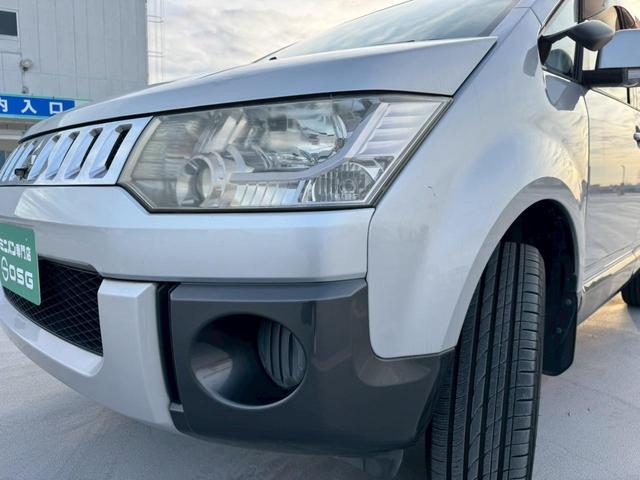 デリカＤ：５ Ｇ　ナビパッケージ　禁煙車・クルーズコントロール・３列シート・フルフラットシート・ＥＴＣ・純正１８インチイルミ・純正キセノンライト・カラーバックモニター・パワースライドドア・純正ナビ（18枚目）