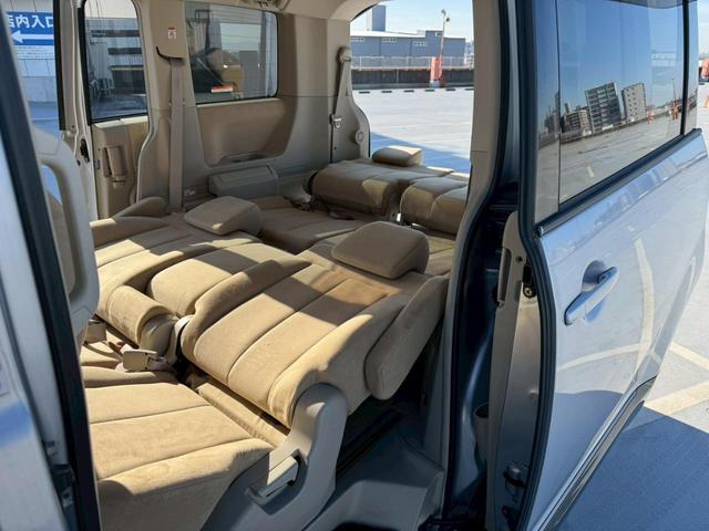 デリカＤ：５ Ｇ　ナビパッケージ　禁煙車・クルーズコントロール・３列シート・フルフラットシート・ＥＴＣ・純正１８インチイルミ・純正キセノンライト・カラーバックモニター・パワースライドドア・純正ナビ（26枚目）