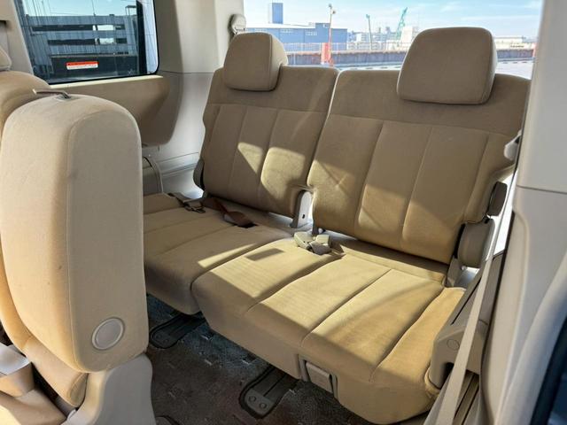 デリカＤ：５ Ｇ　ナビパッケージ　禁煙車・クルーズコントロール・３列シート・フルフラットシート・ＥＴＣ・純正１８インチイルミ・純正キセノンライト・カラーバックモニター・パワースライドドア・純正ナビ（29枚目）