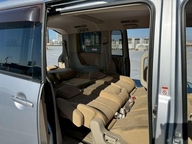 デリカＤ：５ Ｇ　ナビパッケージ　禁煙車・クルーズコントロール・３列シート・フルフラットシート・ＥＴＣ・純正１８インチイルミ・純正キセノンライト・カラーバックモニター・パワースライドドア・純正ナビ（35枚目）