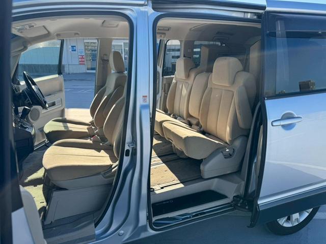 デリカＤ：５ Ｇ　ナビパッケージ　禁煙車・クルーズコントロール・３列シート・フルフラットシート・ＥＴＣ・純正１８インチイルミ・純正キセノンライト・カラーバックモニター・パワースライドドア・純正ナビ（36枚目）