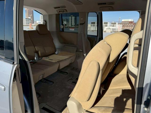 デリカＤ：５ Ｇ　ナビパッケージ　禁煙車・クルーズコントロール・３列シート・フルフラットシート・ＥＴＣ・純正１８インチイルミ・純正キセノンライト・カラーバックモニター・パワースライドドア・純正ナビ（66枚目）