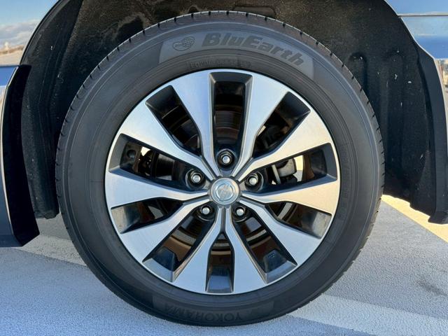 セレナ ハイウェイスター　ＶセレクションＩＩ　禁煙車・障害物センサー・フリップダウンモニター・全周囲カメラ・地デジ対応ナビ・ＬＥＤヘッドランプ・フロントフォグランプ・後部座席エアコン・フルフラットシート・スマートキー・３列シート・（52枚目）