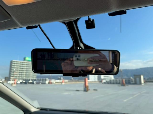 セレナ ハイウェイスター　Ｖセレクション　禁煙車・ＬＥＤヘッドランプ・フロントフォグランプ・ドライブレコーダー・フリップダウンモニター・後部座席エアコン・ビルトインＥＴＣ・両側パワースライドドア・全周囲カメラ・フルフラットシート（11枚目）