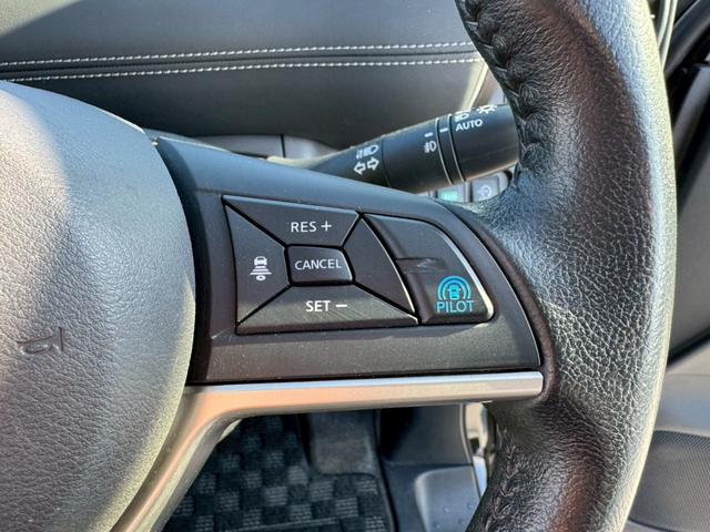 セレナ ハイウェイスター　Ｖセレクション　禁煙車・ＬＥＤヘッドランプ・フロントフォグランプ・ドライブレコーダー・フリップダウンモニター・後部座席エアコン・ビルトインＥＴＣ・両側パワースライドドア・全周囲カメラ・フルフラットシート（25枚目）