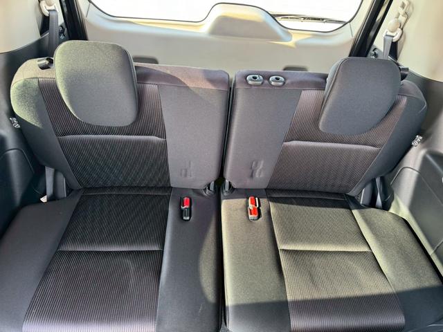 セレナ ハイウェイスター　Ｖセレクション　禁煙車・ＬＥＤヘッドランプ・フロントフォグランプ・ドライブレコーダー・フリップダウンモニター・後部座席エアコン・ビルトインＥＴＣ・両側パワースライドドア・全周囲カメラ・フルフラットシート（32枚目）