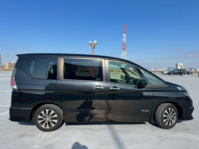 セレナ ハイウェイスター　Ｖセレクション　禁煙車・ＬＥＤヘッドランプ・フロントフォグランプ・ドライブレコーダー・フリップダウンモニター・後部座席エアコン・ビルトインＥＴＣ・両側パワースライドドア・全周囲カメラ・フルフラットシート（69枚目）