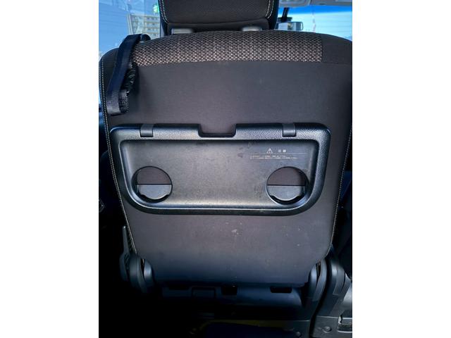 セレナ ハイウェイスターＳ－ＨＶアドバンスドセーフティパック　後期型・禁煙車・両側パワースライドドア・衝突被害軽減ブレーキ・障害物センサー・クルーズコントロール・３列シート・後部座席エアコン・フルフラットシート・ドライブレコーダー（24枚目）