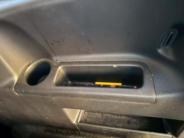 セレナ ハイウェイスターＳ－ＨＶアドバンスドセーフティパック　後期型・禁煙車・両側パワースライドドア・衝突被害軽減ブレーキ・障害物センサー・クルーズコントロール・３列シート・後部座席エアコン・フルフラットシート・ドライブレコーダー（29枚目）