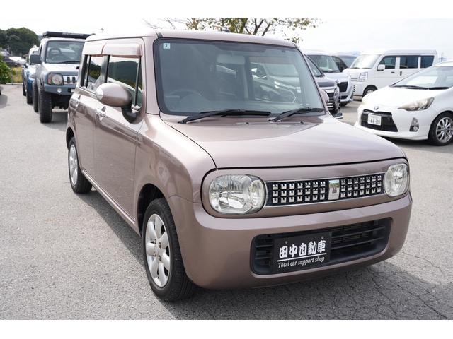 アルトラパン １０ｔｈアニバーサリーリミテッド　社外ナビ／ワンセグ／プッシュスタート／レーダー／ＥＴＣ／シートヒーター／スマートキー／キーレスエントリー／アルミホイール／フルフラットシート／ベンチシート／盗難防止システム（9枚目）