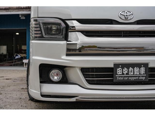 ハイエースバン スーパーＧＬ　ダークプライム　社外ナビ／フルゼク／バックカメラ／ＥＴＣ／ローダウン／エアロパーツ「フロント、リア、サイド」／デイトナホイール／ベッドキット／社外ヘッドライト／社外テールランプ／後席モニター／両側パワースライドドア（13枚目）