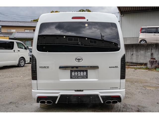 ハイエースバン スーパーＧＬ　ダークプライム　社外ナビ／フルゼク／バックカメラ／ＥＴＣ／ローダウン／エアロパーツ「フロント、リア、サイド」／デイトナホイール／ベッドキット／社外ヘッドライト／社外テールランプ／後席モニター／両側パワースライドドア（22枚目）