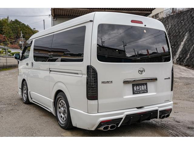 ハイエースバン スーパーＧＬ　ダークプライム　社外ナビ／フルゼク／バックカメラ／ＥＴＣ／ローダウン／エアロパーツ「フロント、リア、サイド」／デイトナホイール／ベッドキット／社外ヘッドライト／社外テールランプ／後席モニター／両側パワースライドドア（26枚目）