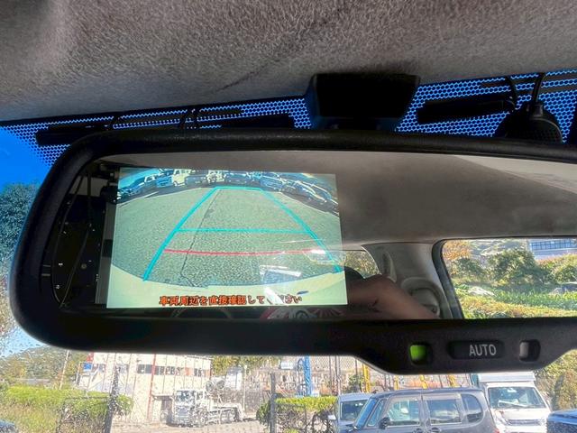 ハイエースバン スーパーＧＬ　ダークプライム　社外ナビ／フルゼク／バックカメラ／ＥＴＣ／ローダウン／エアロパーツ「フロント、リア、サイド」／デイトナホイール／ベッドキット／社外ヘッドライト／社外テールランプ／後席モニター／両側パワースライドドア（50枚目）