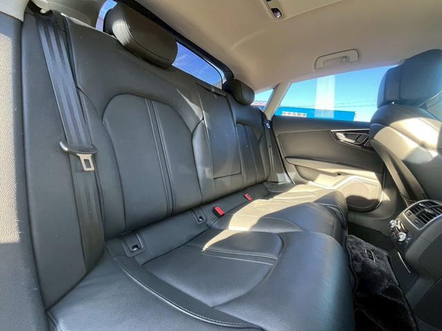 A7スポーツバック 3.0TFSIクワトロ 純正ナビ/ETC/バックカメラ/Bluetooth/ABTフロントエアロ/ローダウン/20インチ純正AW/ブラックレザーシート/シートヒーター/BOSEサウンド/コーティング施工済み/電動リアゲート(74枚目)