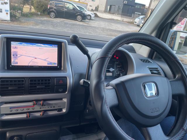 �n���h������A�_�b�V���{�[�h����������Ɛ��|�ς݂ł�