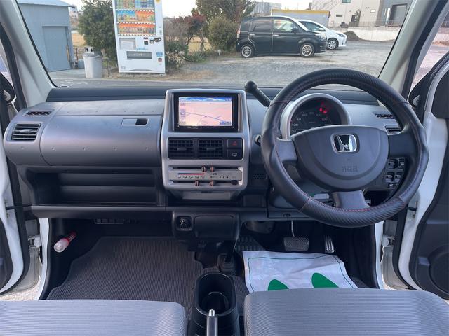 ���E���ǍD�ŉ^�]���₷���O�ȂƂȂ��Ă���܂�