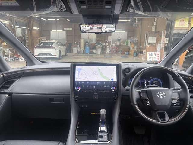 アルファード Ｚ　左右独立式ムーンルーフ　ユニバーサルステップ　デジタルインナーミラー　カラーヘッドアップディスプレイ　パーキングアシスト　ＥＴＣ２．０　フルセグＴＶ　純正１８インチアルミホイール　純正１４インチアルミ（21枚目）